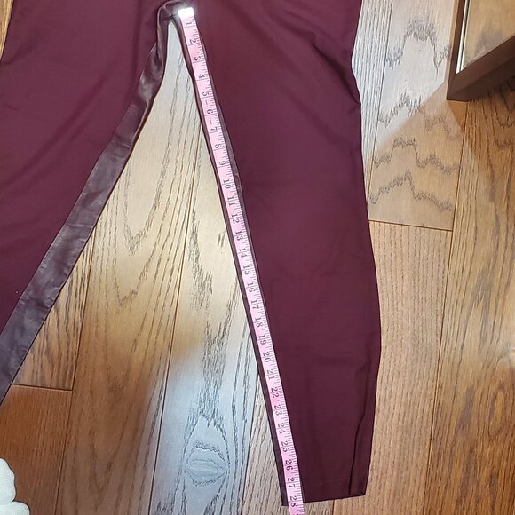 Elizabeth & James Leather Trim Ponte Pants, Size 8 - Picture 10 of 14